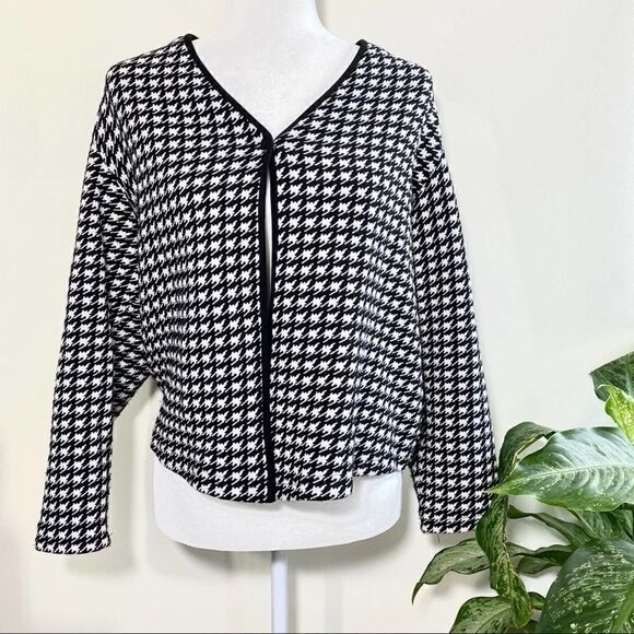 Gail morgado houndstooth black/white knit sweater - Picture 7 of 7